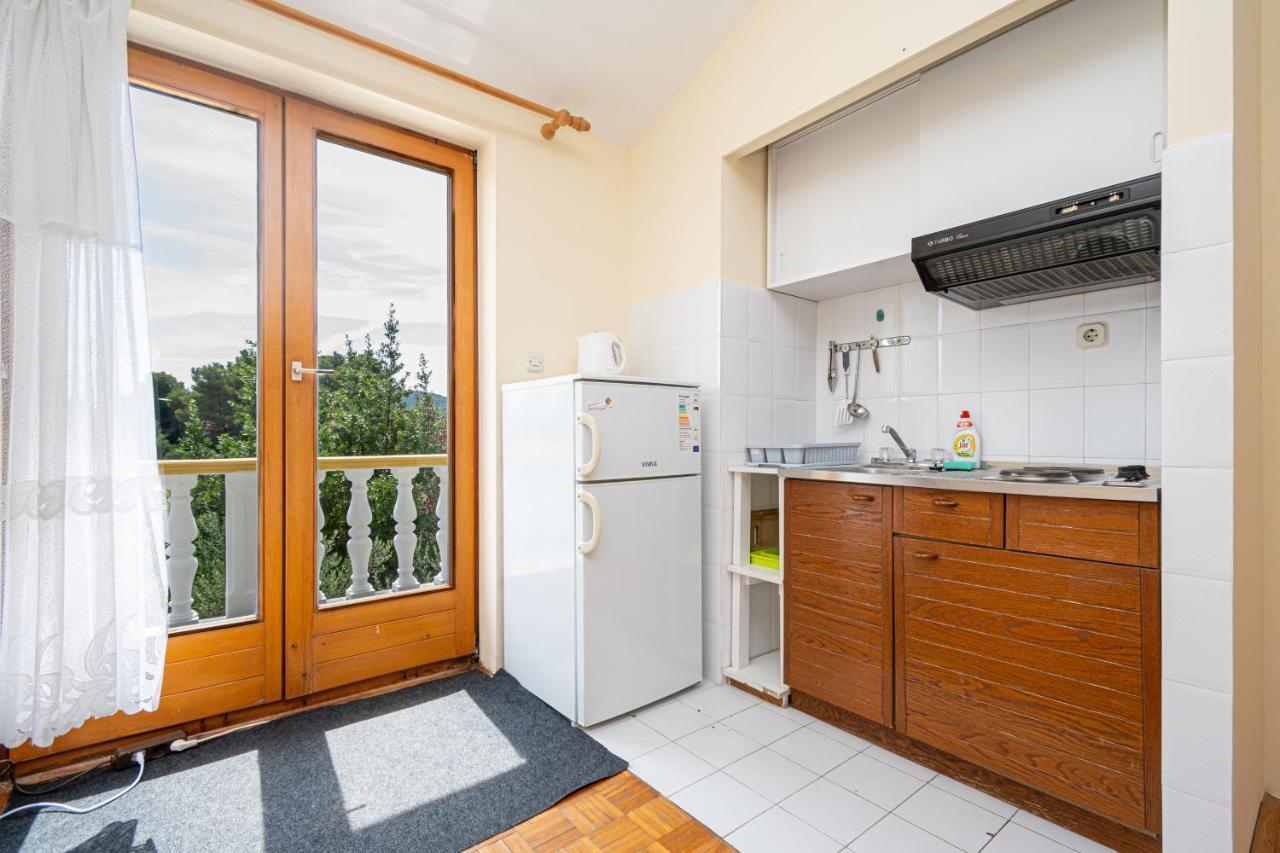 Apartments And Rooms By The Sea Mrljane, Pasman - 327 Nevidane ภายนอก รูปภาพ