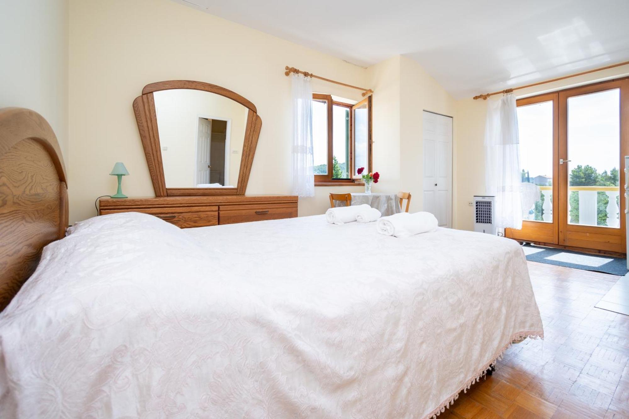 Apartments And Rooms By The Sea Mrljane, Pasman - 327 Nevidane ห้อง รูปภาพ